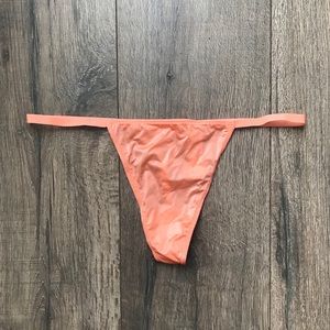 🆕 Victoria’s Secret V-String Panty